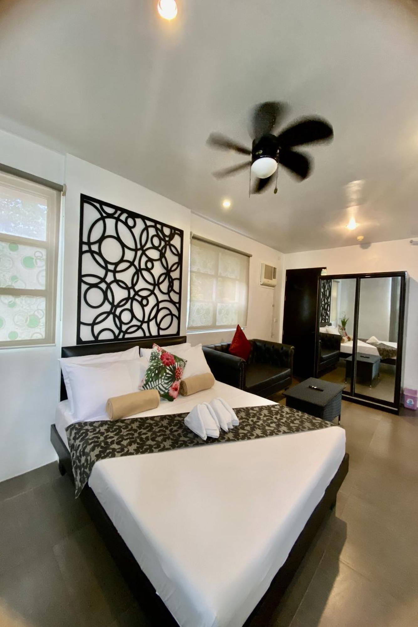 Micasa Lodge Palawan Coron Exterior foto