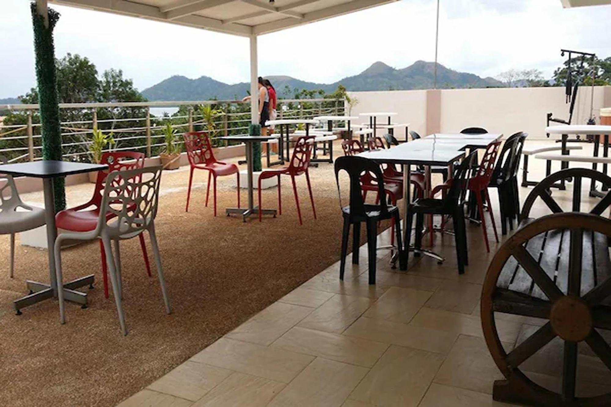 Micasa Lodge Palawan Coron Exterior foto